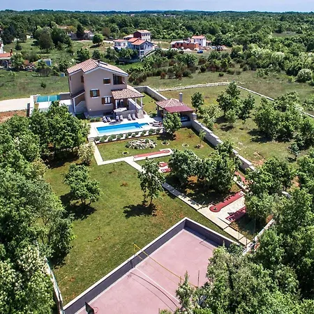 Villa Stokovci Dom wakacyjny