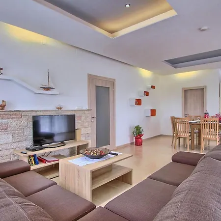 Villa Stokovci