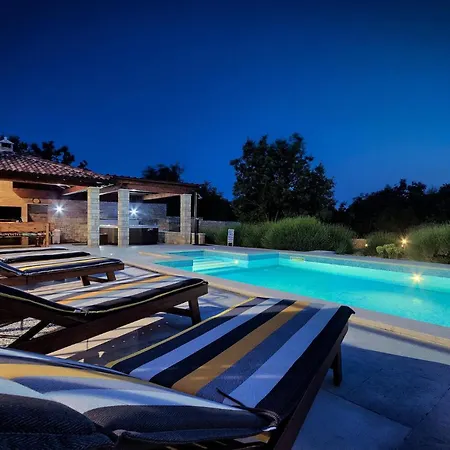 Villa Stokovci Dom wakacyjny
